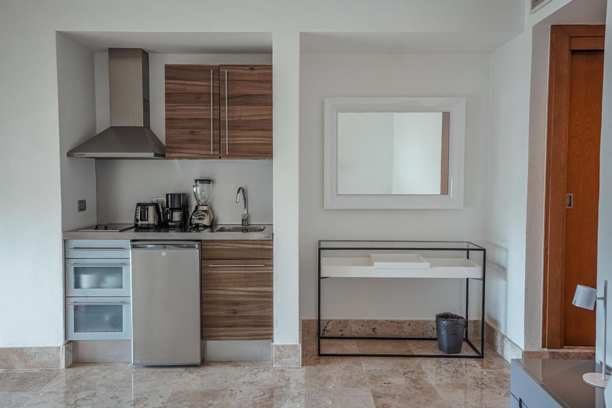 La Amada Condo With Marina View Κανκούν Εξωτερικό φωτογραφία