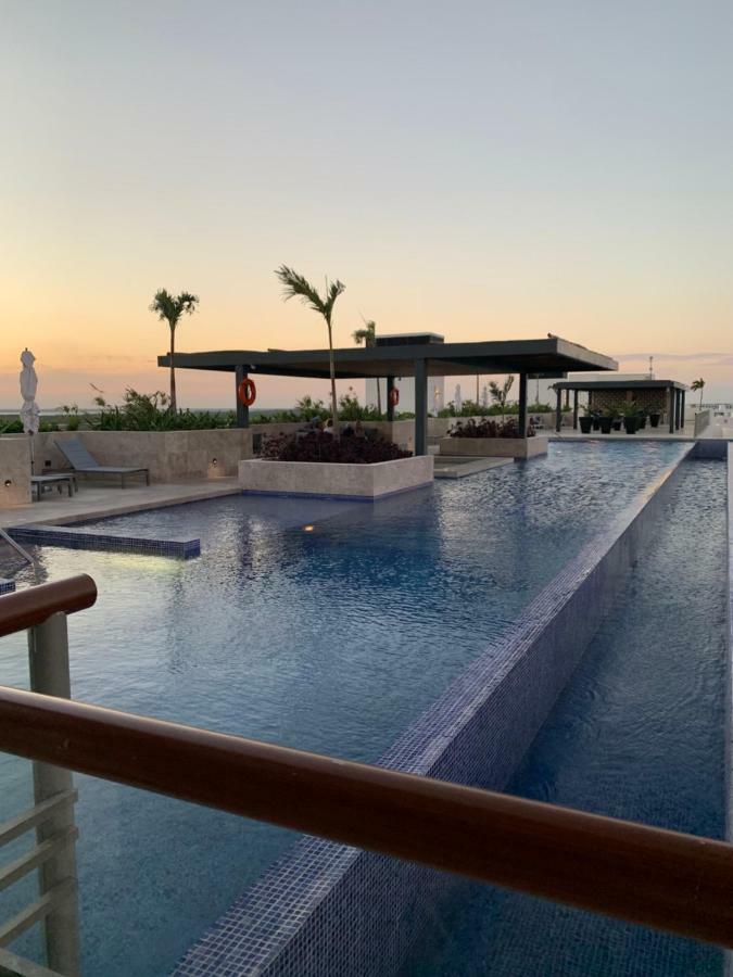 La Amada Condo With Marina View Κανκούν Εξωτερικό φωτογραφία
